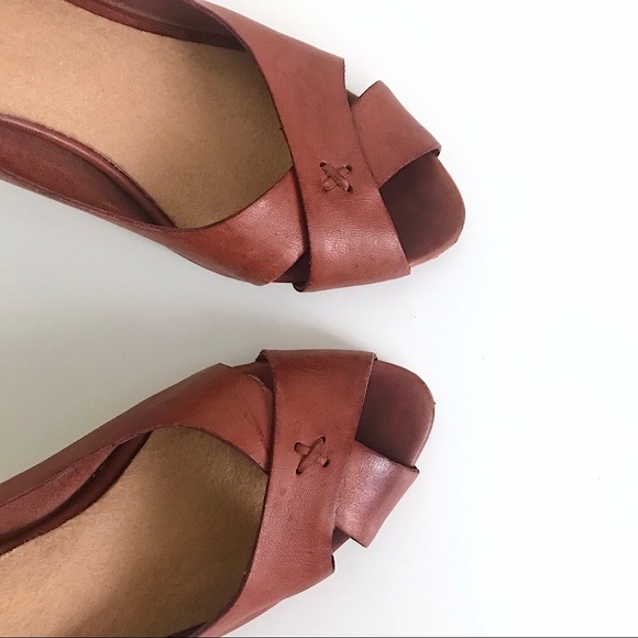 Seychelles Burgundy Leather Peep Toe Heels 10 - Picture 3 of 14